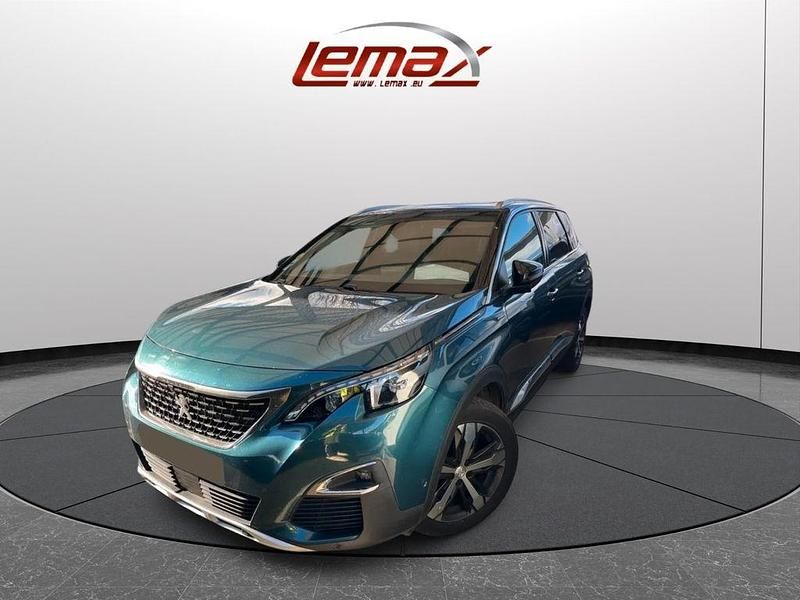 Grün Gebraucht 2019 Peugeot 5008 GT-line SUV | 15.994 € (Etwas zu teuer) - Bild 1/3