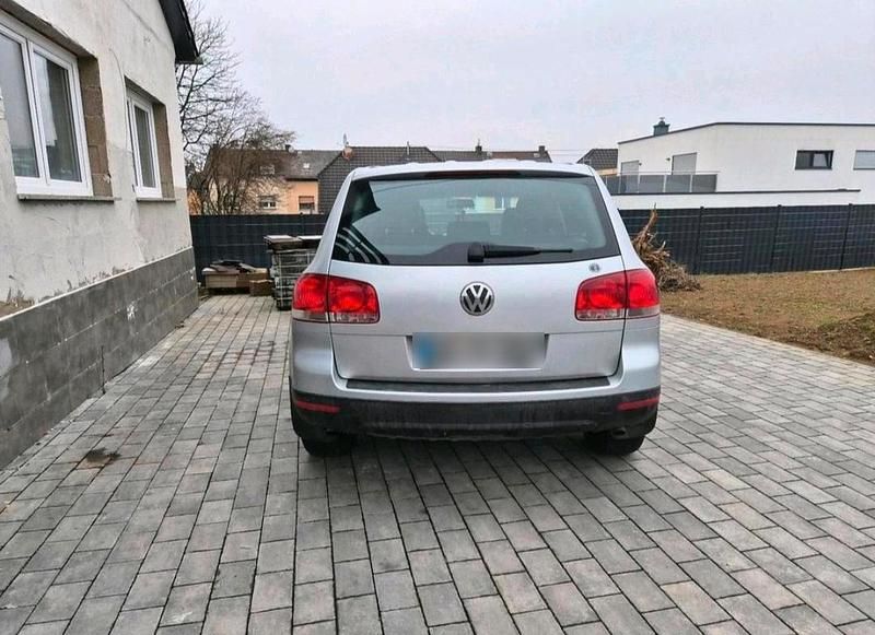 Gebraucht VW Touareg 225 PS (165 kW) 2006 Grau SUV