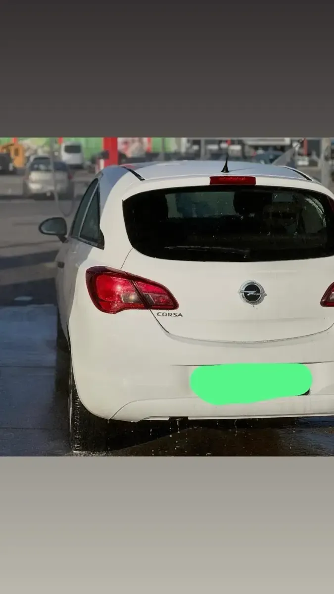 Gebraucht Opel Corsa 70 PS (51 kW) 2015 Weiß Kleinwagen