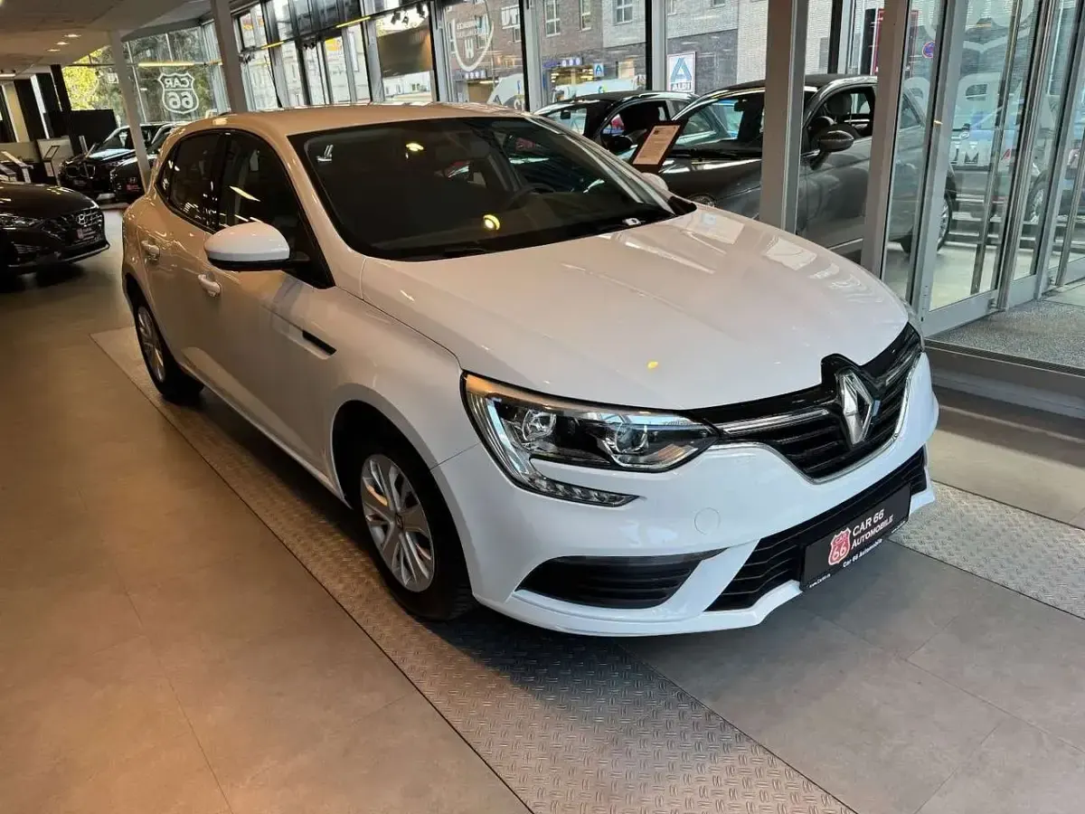 Gebraucht Renault Mégane IV Life 116 PS (85 kW) 2019 Other Limousine