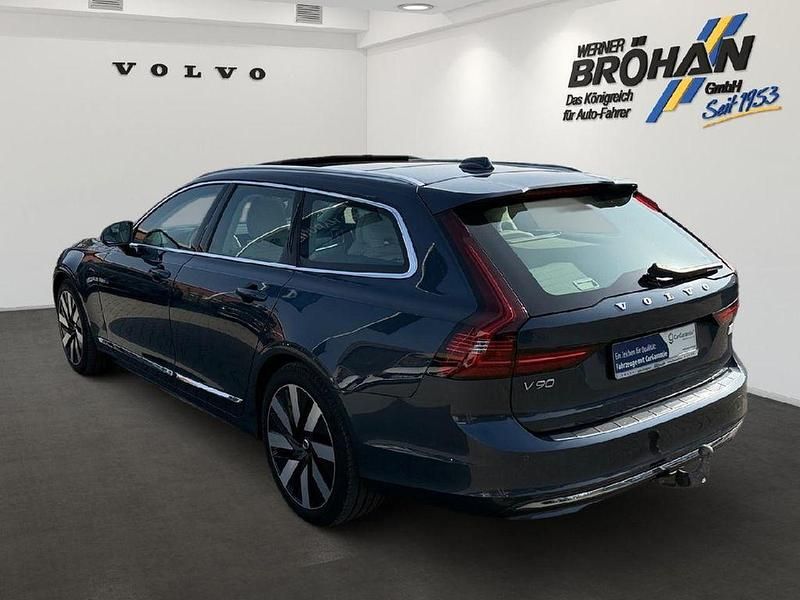 Gebraucht Volvo V90 Ultimate 455 PS (334 kW) 2024 Denim blue / metallic Kombi
