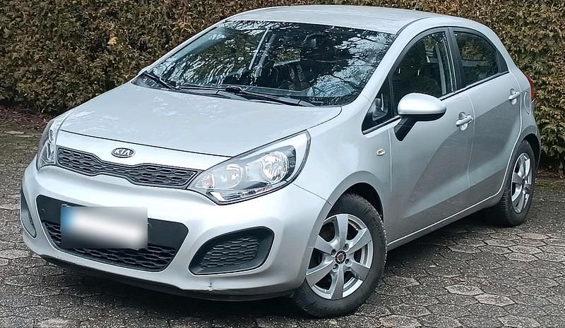 Gebraucht Kia Rio 86 PS (63 kW) 2011 Kleinwagen