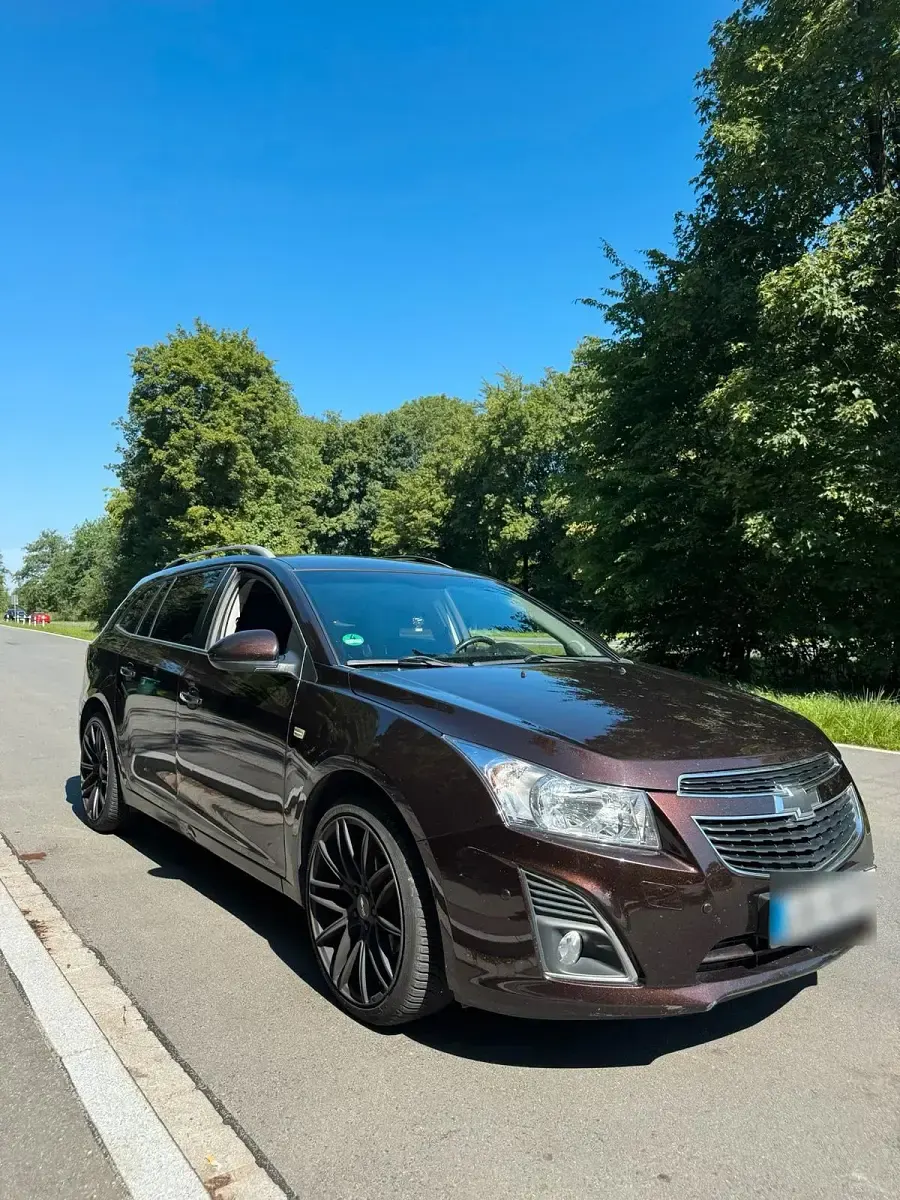 Gebraucht Chevrolet Cruze 163 PS (119 kW) 2013 Kombi