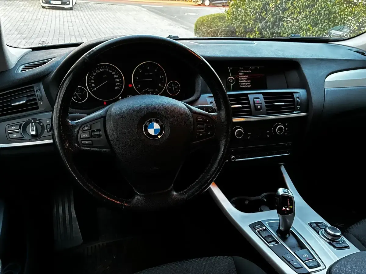 Gebraucht BMW X3 Sport Line 184 PS (135 kW) 2012 Schwarz SUV