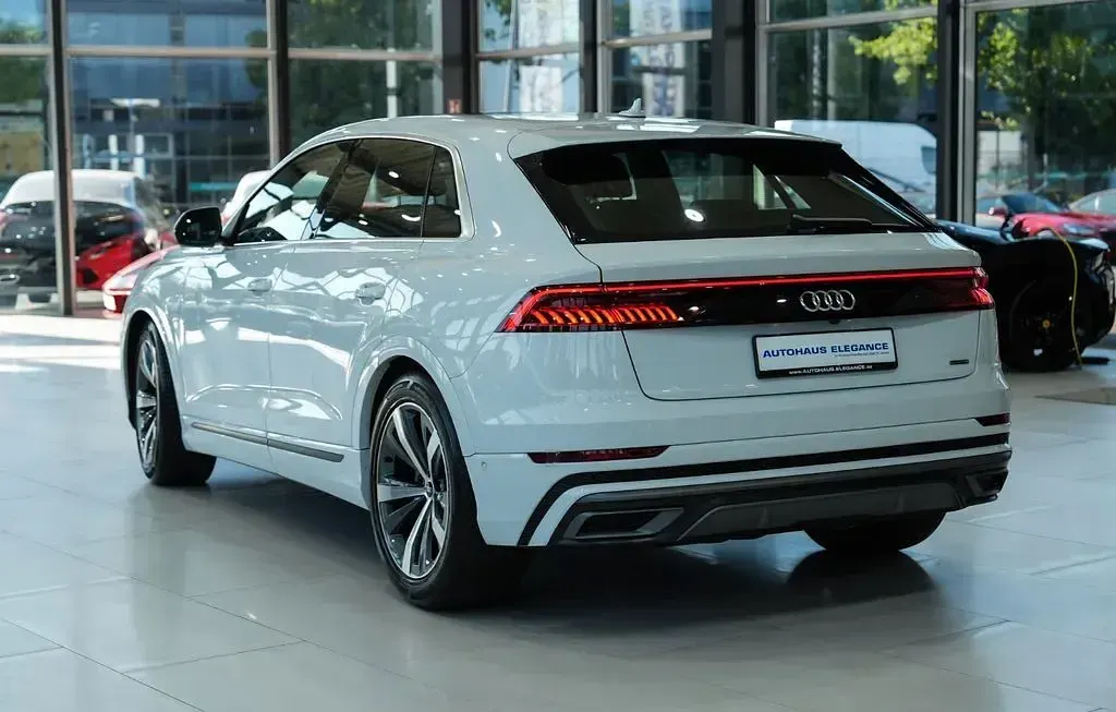 Gebraucht Audi Q8 S-Line 340 PS (250 kW) 2022 Weiß SUV