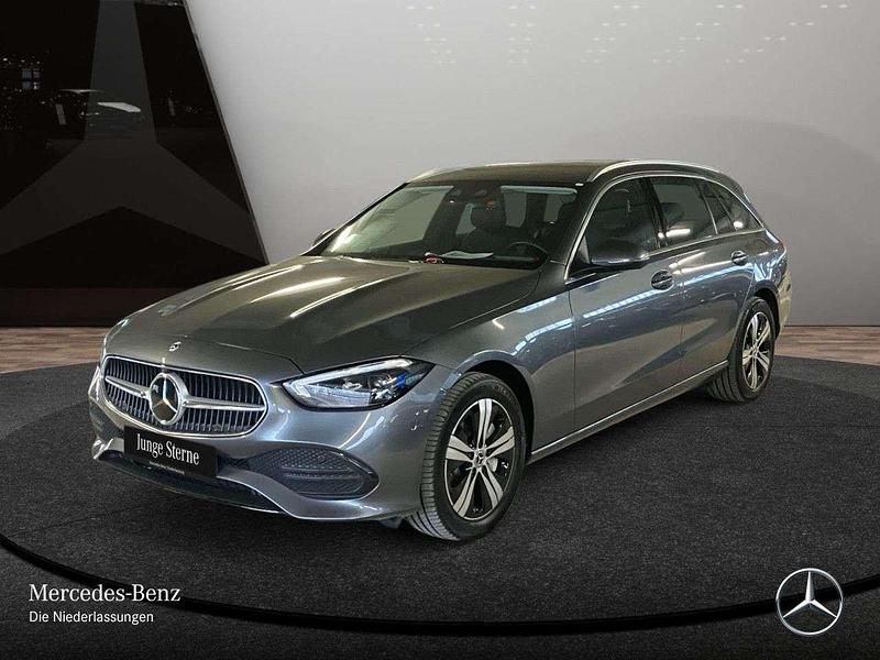 Gebraucht Mercedes C300e Avantgarde 204 PS (150 kW) 2022 Grau Limousine