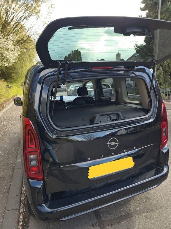 Gebraucht Opel Combo 131 PS (96 kW) 2024 Schwarz Van / Kleinbus