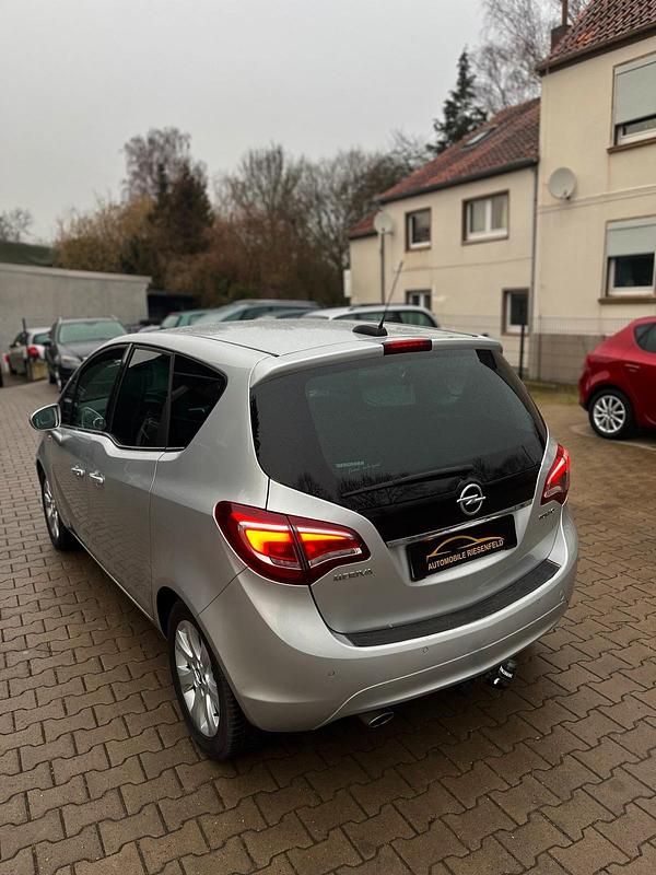 Gebraucht Opel Meriva 140 PS (102 kW) 2017 Silber Van / Kleinbus