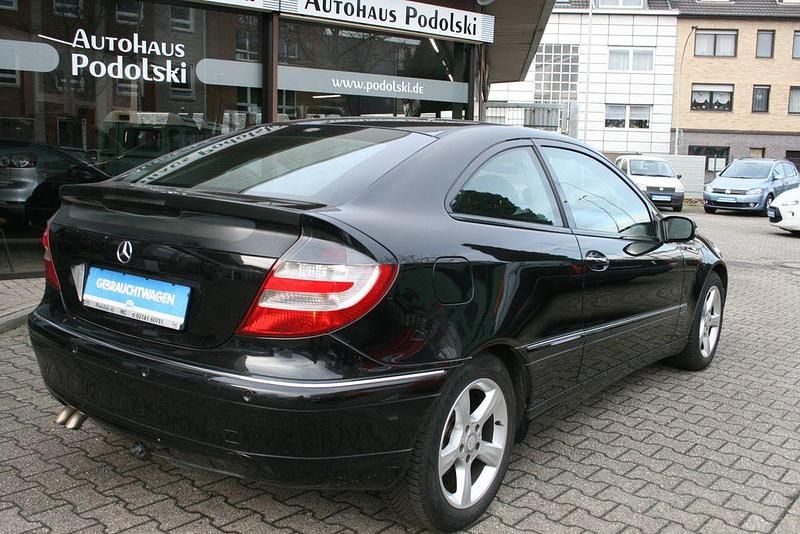 Gebraucht Mercedes C220 150 PS (110 kW) 2007 Schwarz