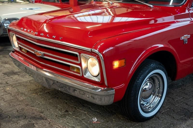 Gebraucht Chevrolet C10 165 PS (121 kW) 1968 Rot Abholung