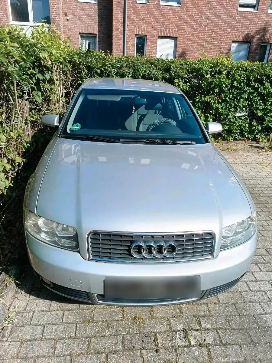 Gebraucht Audi A4 150 PS (110 kW) 2001 Silber Limousine