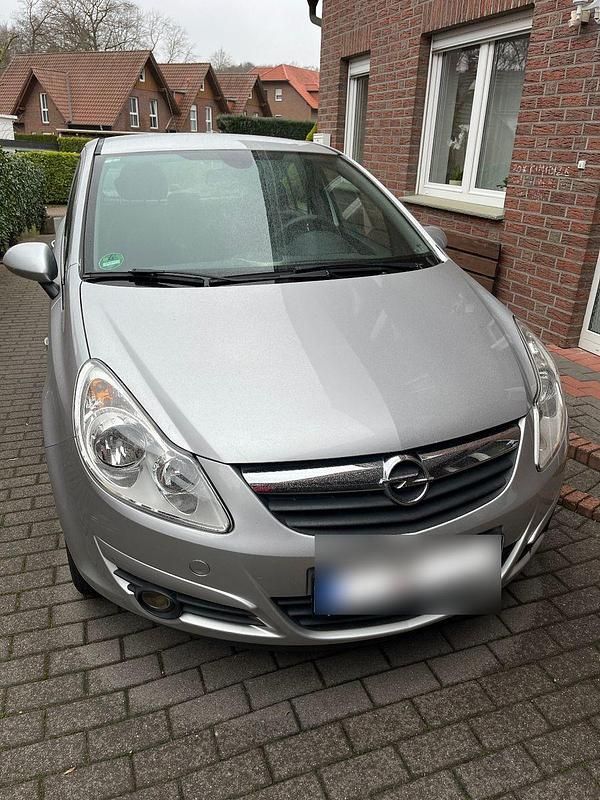 Gebraucht Opel Corsa Cosmo 80 PS (58 kW) 2007 Silber Kleinwagen