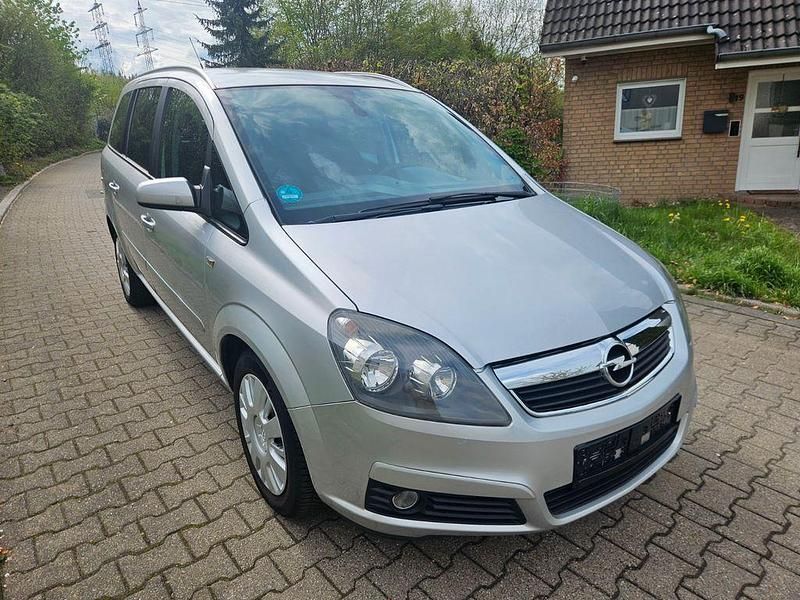 Używany Opel Zafira 94 KM (69 kW) 2007 Srebrny Minivan