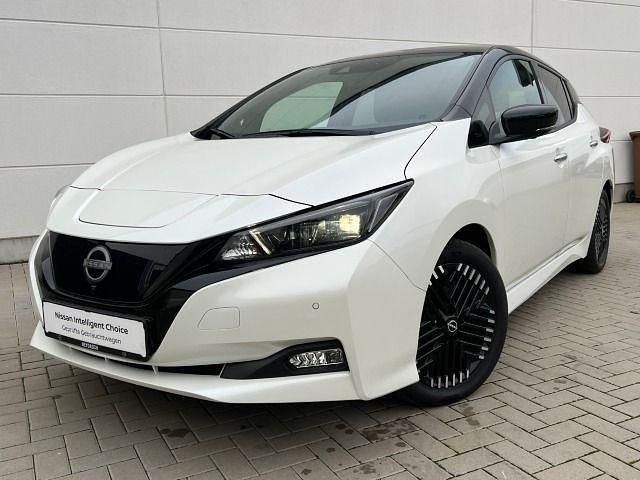 Gebraucht Nissan Leaf Tekna 110 kW (150 PS) 2022 White/black Kleinwagen