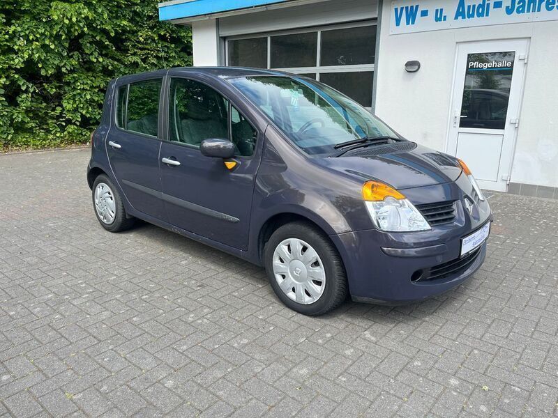 Braun Gebraucht 2005 Renault Modus Van / Kleinbus | 3.650 € (Fairer Preis) - Bild 1/4