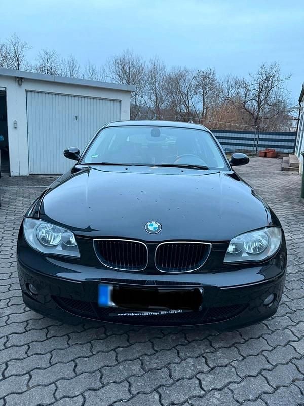 Gebraucht BMW 120 163 PS (119 kW) 2006 Schwarz Kleinwagen