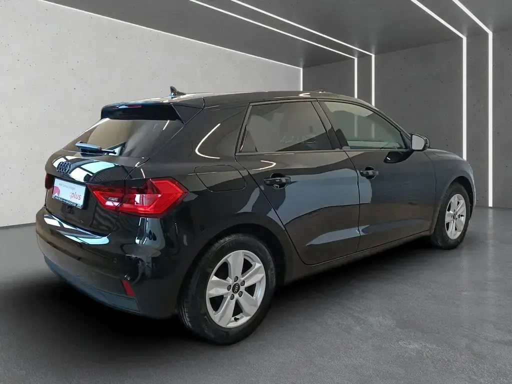 Usata Audi A1 Sportback Basis 95 CV (69 kW) 2025 Nero Utilitaria