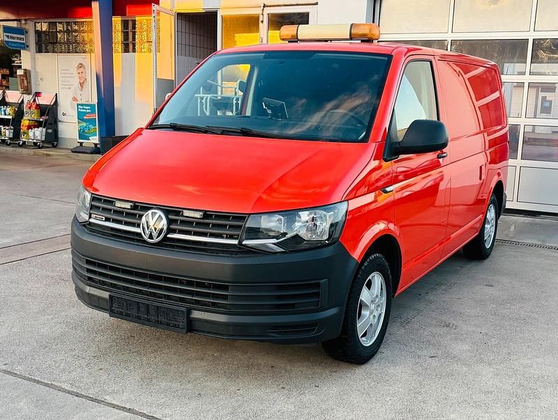 Rot Gebraucht 2016 VW T6 Van | 10.890 € (Superpreis) - Bild 1/4