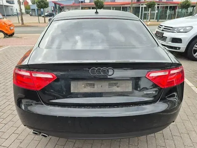 Gebraucht Audi A5 Sportback Sport 190 PS (139 kW) 2015 Schwarz Kleinwagen