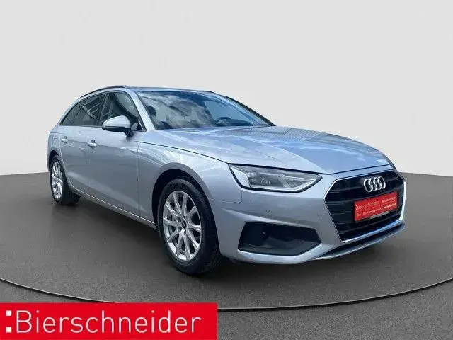 Gebraucht Audi A4 Ambiente 204 PS (150 kW) 2022 Silber Kombi