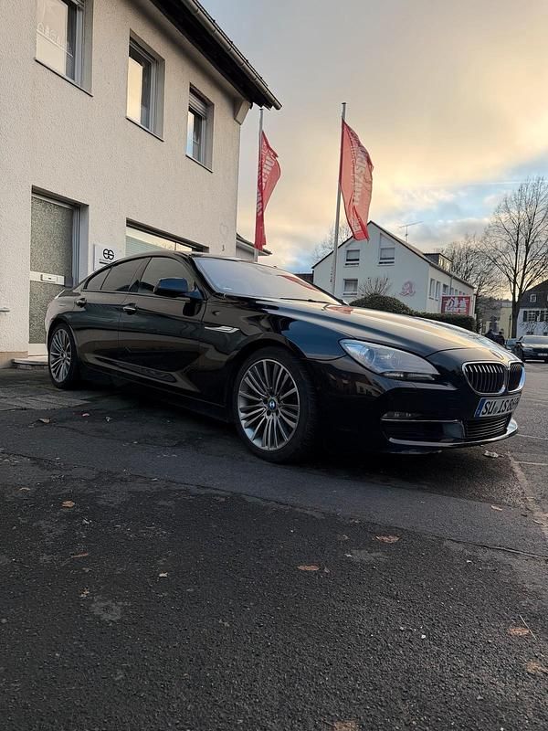 Schwarz Gebraucht 2013 BMW 640 Coupé | 16.450 € (Fairer Preis) - Bild 1/4