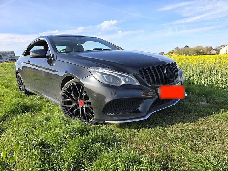 Gebraucht Mercedes E350 252 PS (185 kW) 2013 Schwarz Coupé