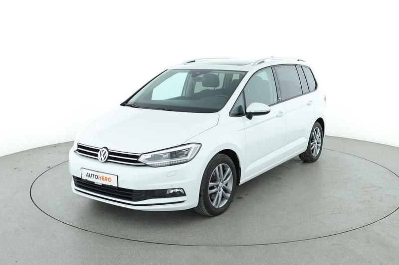 Weiß Gebraucht 2017 VW Touran Sound Van / Kleinbus | 20.940 € (Etwas zu teuer) - Bild 1/3