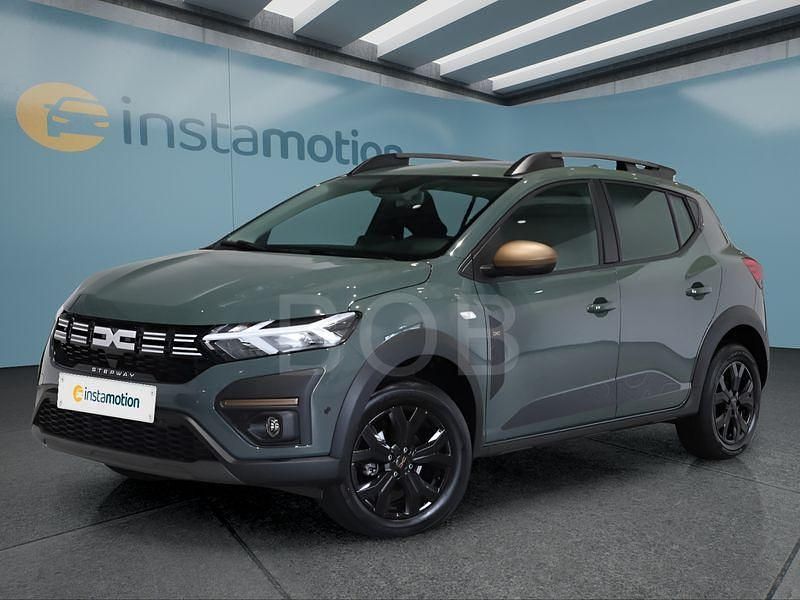 Grau Gebraucht 2025 Dacia Sandero Stepway Kleinwagen | 21.499 € (Teuer) - Bild 1/4