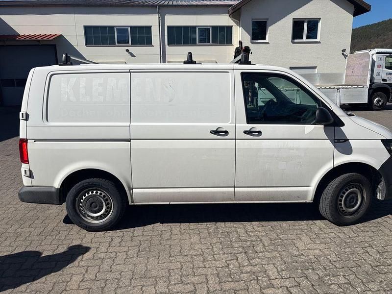 Gebraucht VW Transporter 150 PS (110 kW) 2019 Weiß Van