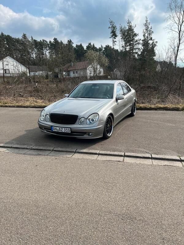Gebraucht 2002 Mercedes E500 Avantgarde Limousine | 6.900 € (Fairer Preis) - Bild 1/4