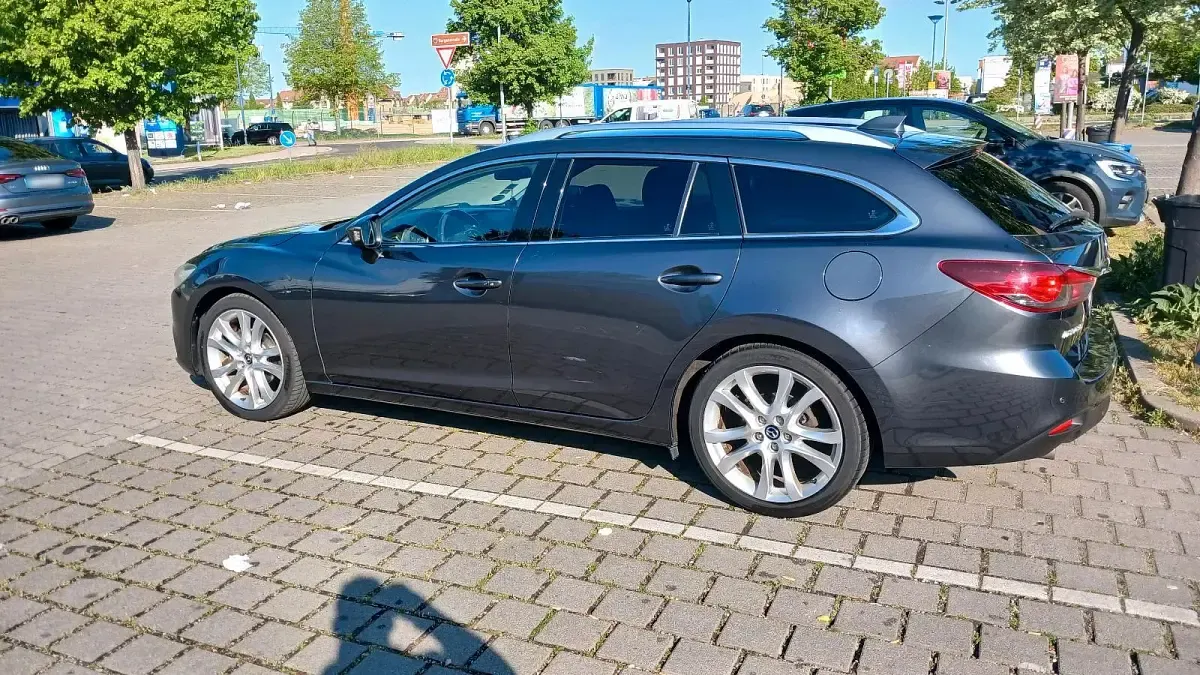 Gebraucht Mazda 6 175 PS (128 kW) 2013 Andere farben Kombi