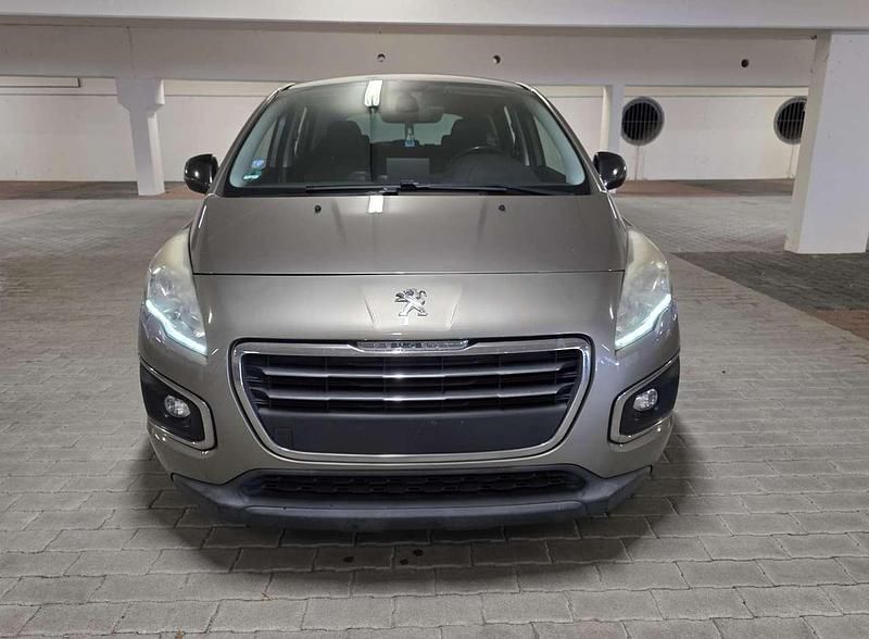 Grau Gebraucht 2016 Peugeot 3008 Active Kombi | 9.600 € (Superpreis) - Bild 1/4