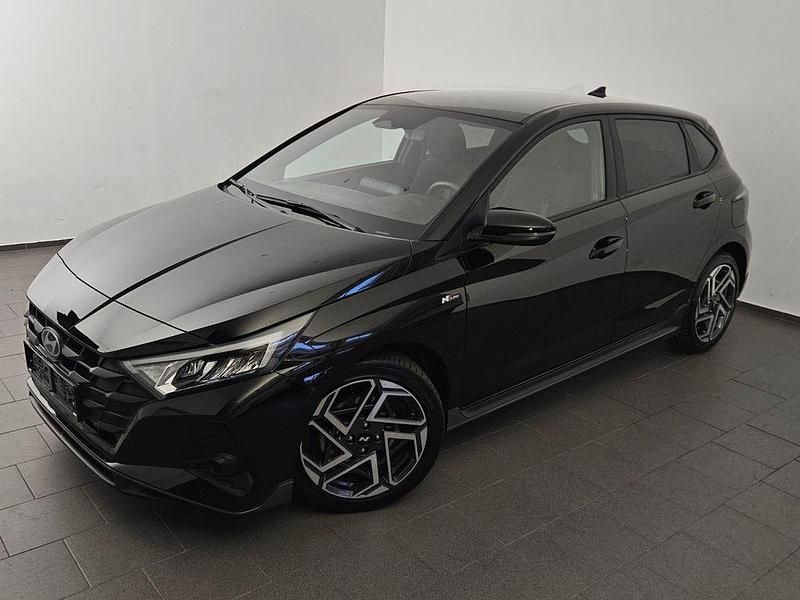 Gebraucht Hyundai i20 N Line 101 PS (74 kW) 2025 Schwarz Limousine