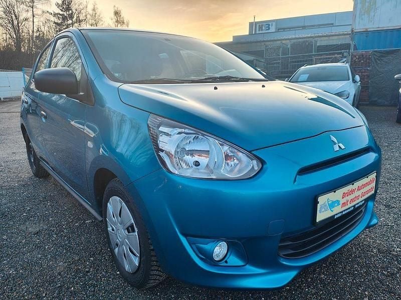 Blau Gebraucht 2015 Mitsubishi Space Star Diamant Edition Limousine | 6.499 € (Guter Preis) - Bild 1/4