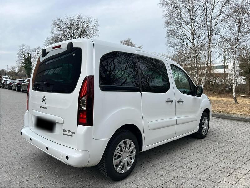 Gebraucht Citroën Berlingo 110 PS (80 kW) 2018 Weiß Van / Kleinbus