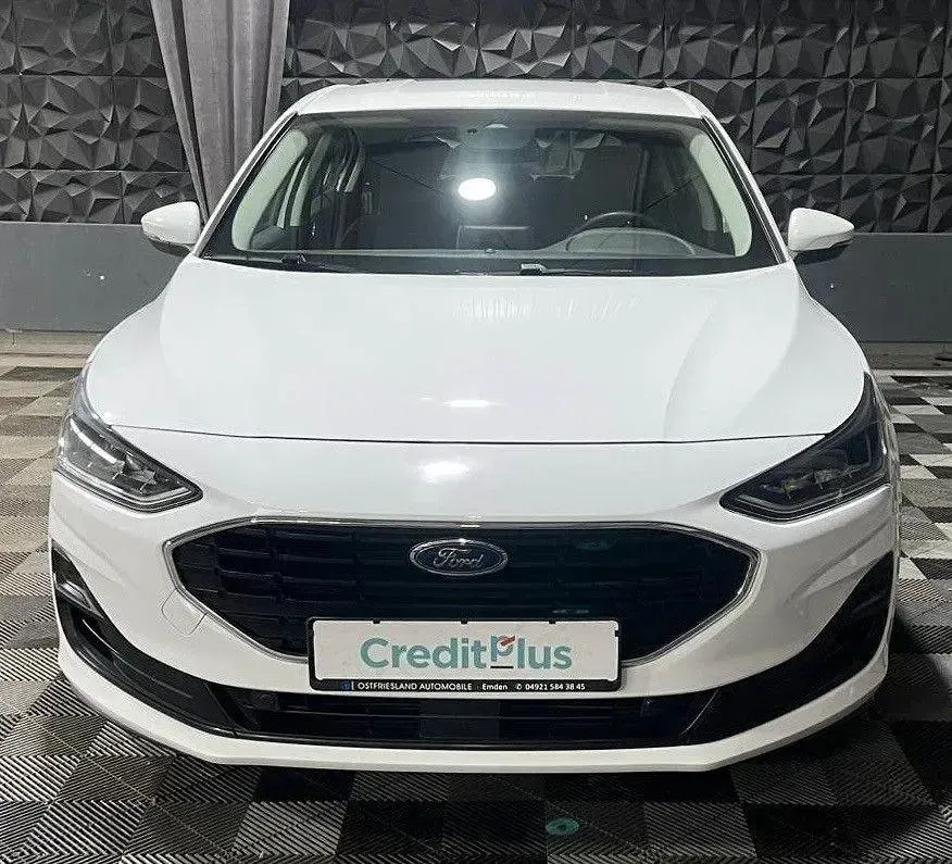 Gebraucht Ford Focus Cool & Connect 125 PS (91 kW) 2022 Weiß Limousine