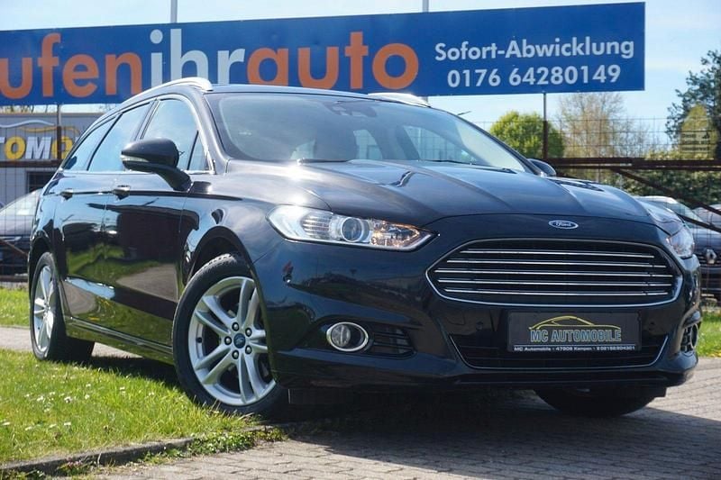 Gebraucht Ford Mondeo Titanium 150 PS (110 kW) 2015 Schwarz Kombi