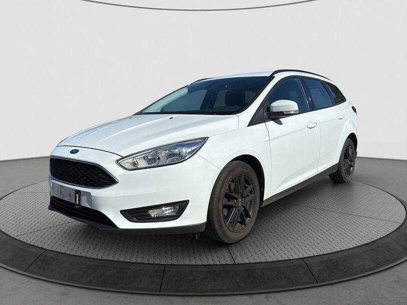 Gebraucht Ford Focus 125 PS (91 kW) 2016 Weiss Kombi