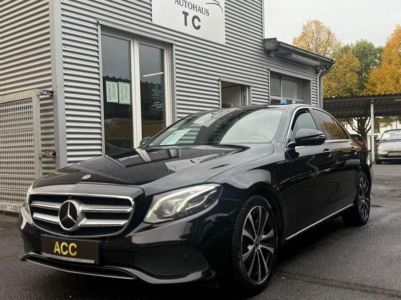 Gebraucht Mercedes E400 333 PS (244 kW) 2018 Schwarz Limousine