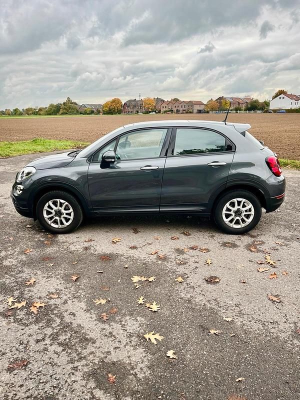 Grau Gebraucht 2019 Fiat 500X SUV | 17.400 € (Fairer Preis) - Bild 1/4