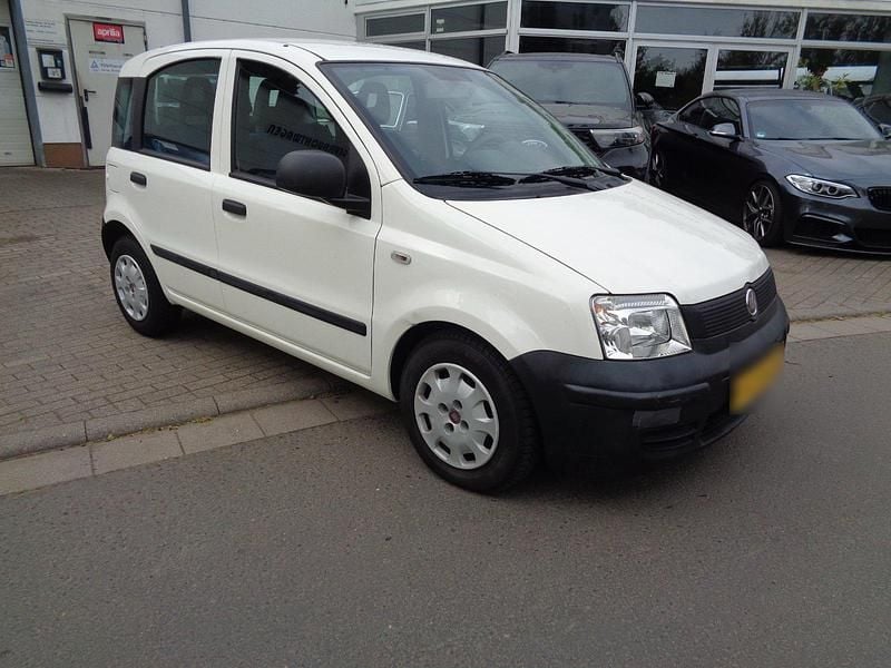 Occasion Fiat Panda 70 ch (51 kW) 2011 Blanc Citadine