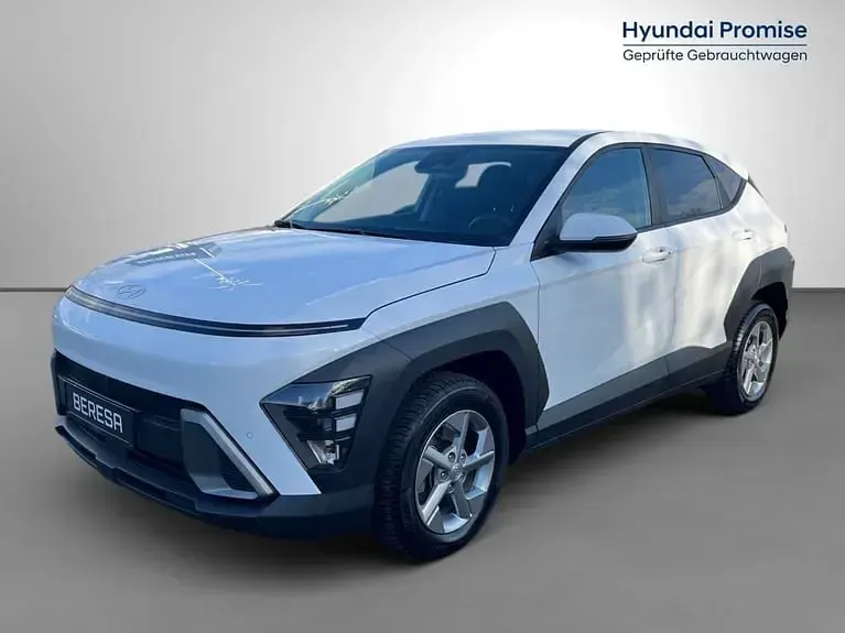 Gebraucht Hyundai Kona Select 120 PS (88 kW) 2024 Weiß SUV