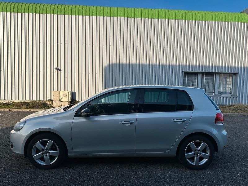 Gebraucht VW Golf VI Style 105 PS (77 kW) 2012 Grau Kleinwagen
