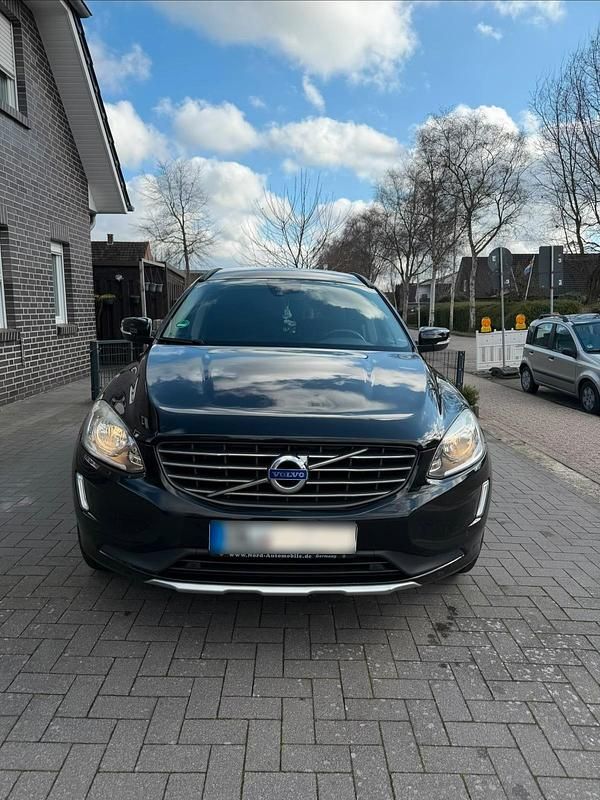 Gebraucht Volvo XC60 150 PS (110 kW) 2016 Schwarz SUV