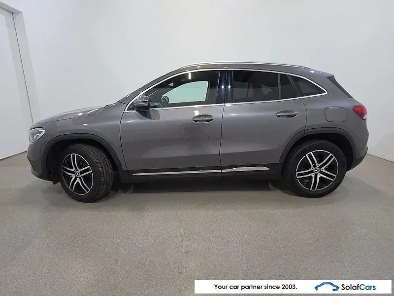 Gebraucht Mercedes GLA200 150 PS (110 kW) 2023 Grau SUV