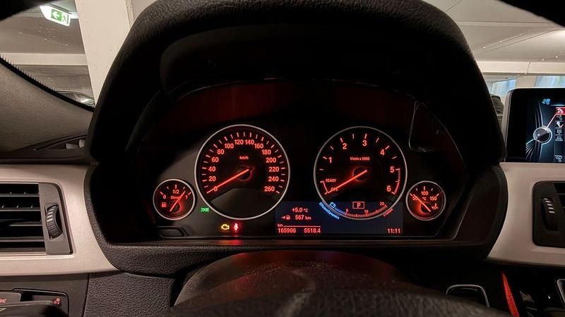 Schwarz Gebraucht 2016 BMW 325 Advantage Kombi | 16.200 € (Etwas zu teuer) - Bild 1/4