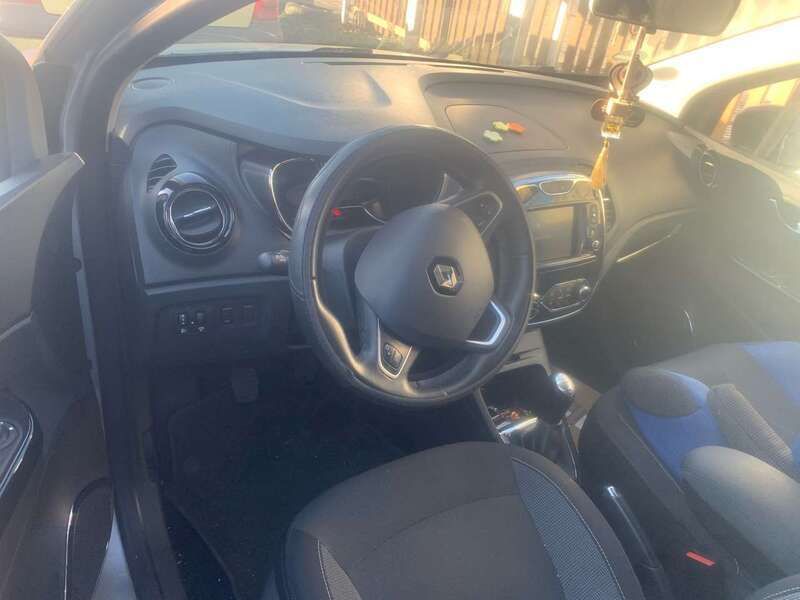 Gebraucht 2016 Renault Captur Intens SUV | 9.800 € (Fairer Preis) - Bild 1/4