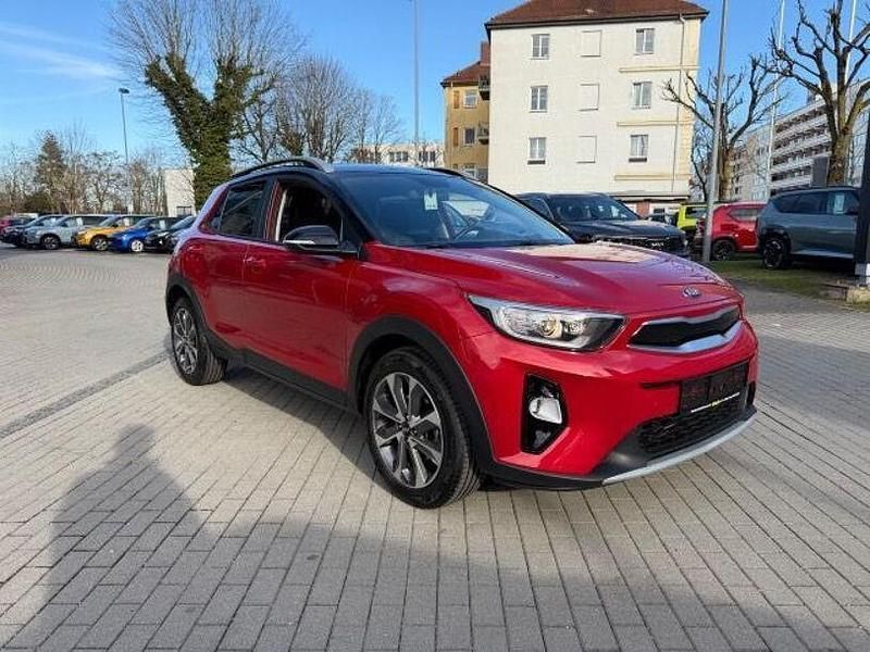 Gebraucht Kia Stonic Vision 99 PS (72 kW) 2019 Rot SUV