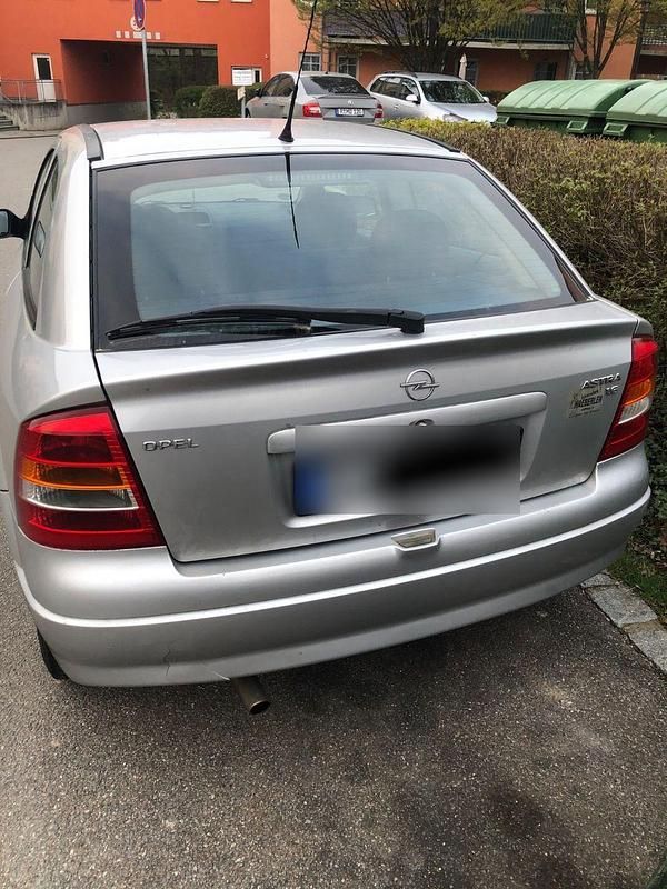 Usata Opel Astra 84 CV (61 kW) 2000 Grigio Coupé