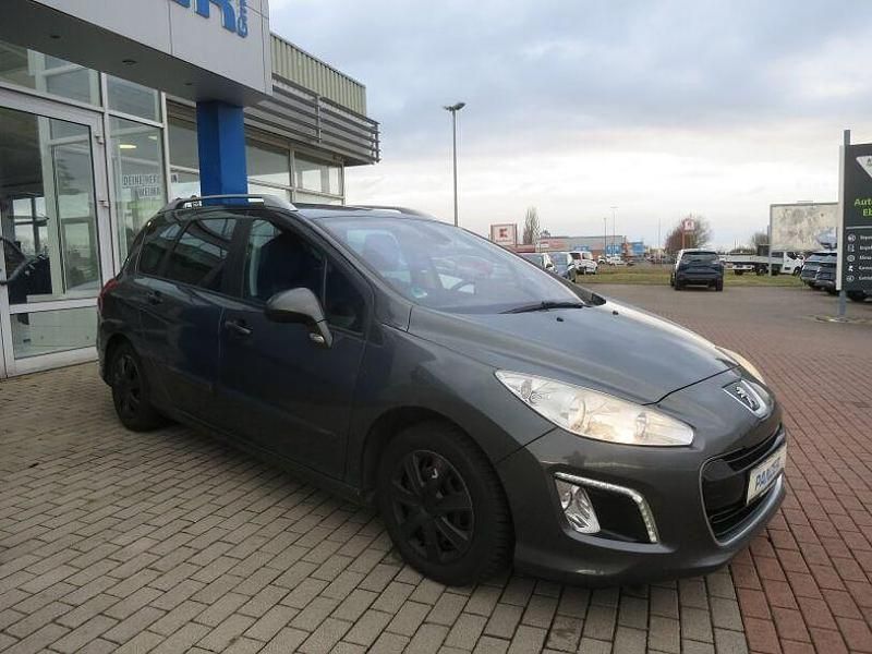 Gebraucht Peugeot 308 Active 111 PS (81 kW) 2011 Grau Kombi